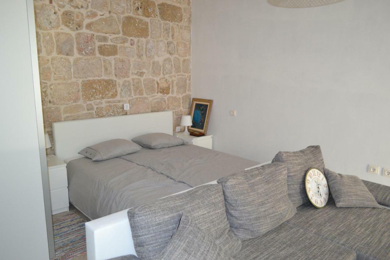 Apartments Martinis Vis Ngoại thất bức ảnh